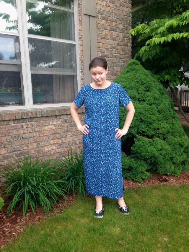 49-Cent Friday: Summer Dress Refashion | Diary of a MadMama